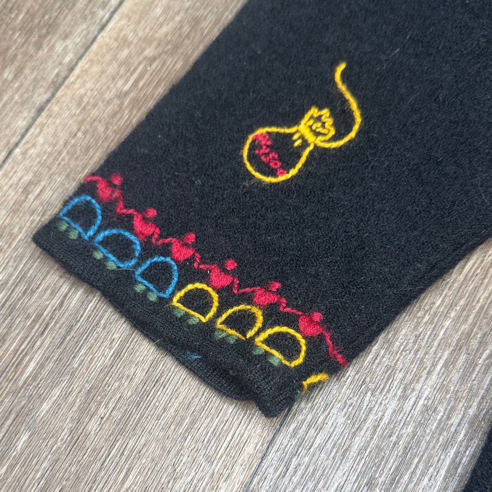 Chico's Black Cardigan with Multicolor Embroidery Sweater Women’s Size 2 - Picture 8 of 14